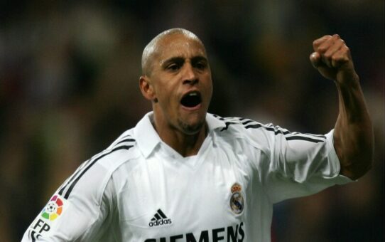 Tiểu sử cầu thủ Roberto Carlos và hành trình sự nghiệp ở cấp độ CLB Tiểu sử cầu thủ Roberto Carlos và hành trình sự nghiệp ở cấp độ CLB