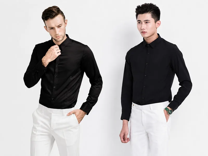 Quần âu trắng kết hợp áo sơ mi đen phù hợp với phong cách công sở hiện đại